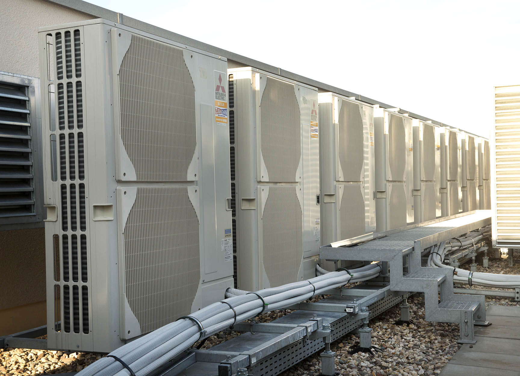 Zubadan Inverter kaszkád rendszer R410a 46-138 kW
